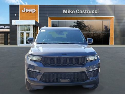 New 2025 Jeep Grand Cherokee Limited image 2