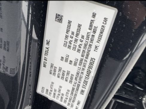 Used 2025 Tesla Model 3 Long Range RWD image 47