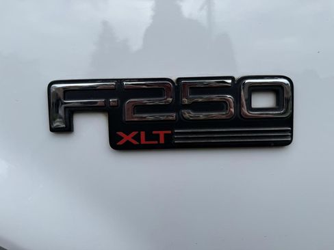 Used 1995 Ford F250 XLT image 29