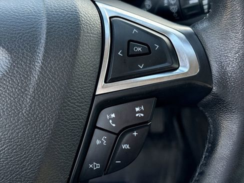 Used 2019 Ford Fusion Titanium image 26