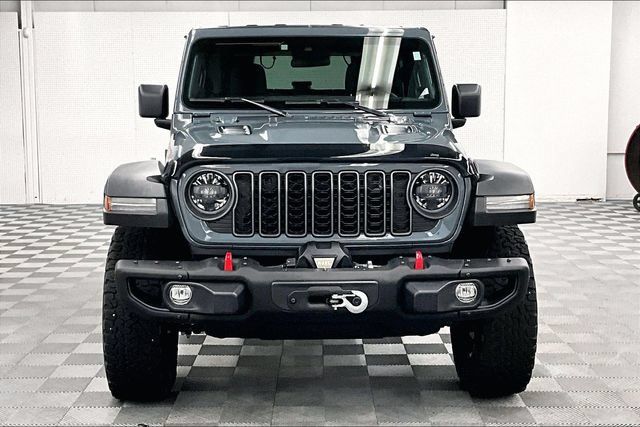 Used 2024 Jeep Wrangler Rubicon w/ Capability Package AWD/4WD image 4