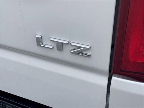 New 2025 Chevrolet Silverado 1500 LTZ w/ LTZ Premium Package image 33