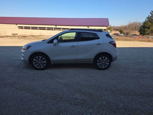 Used 2020 Buick Encore Preferred w/ Safety Package image 3