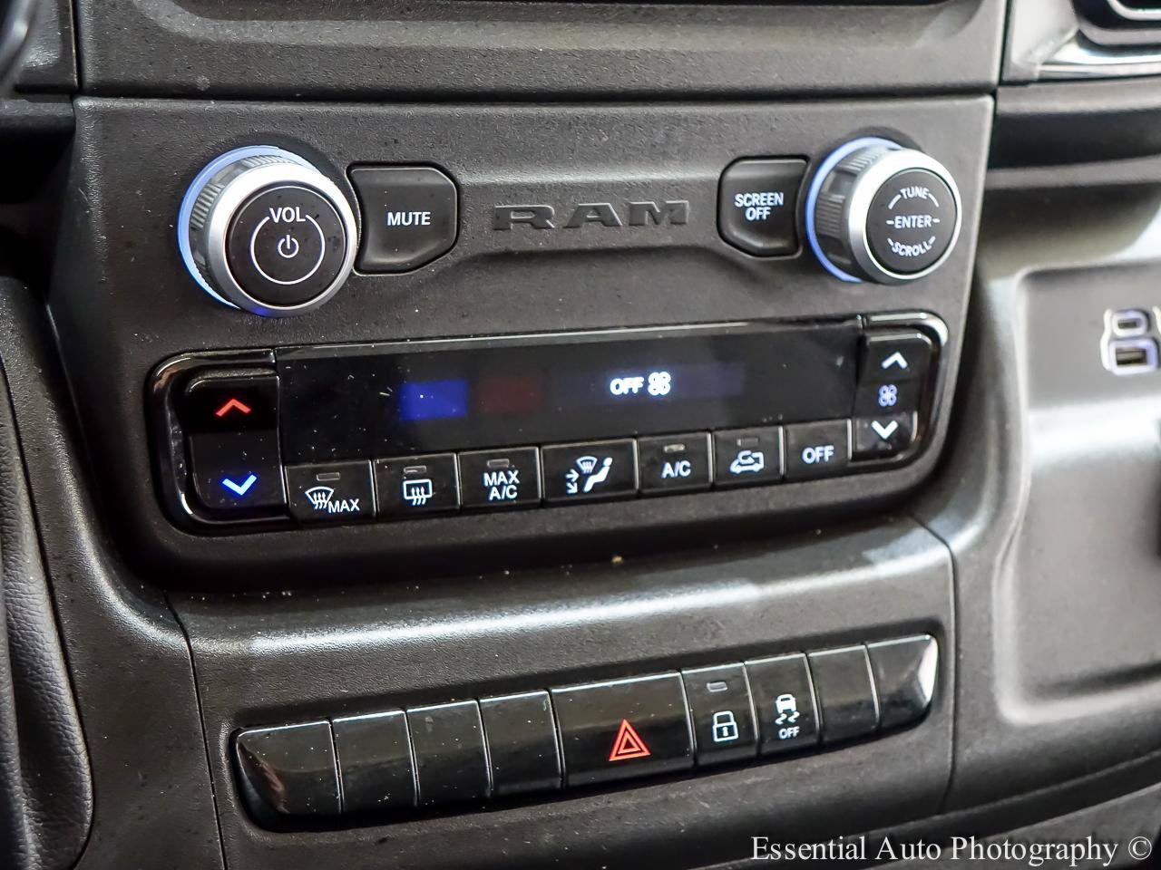 Used 2023 RAM ProMaster 2500 FWD image 14