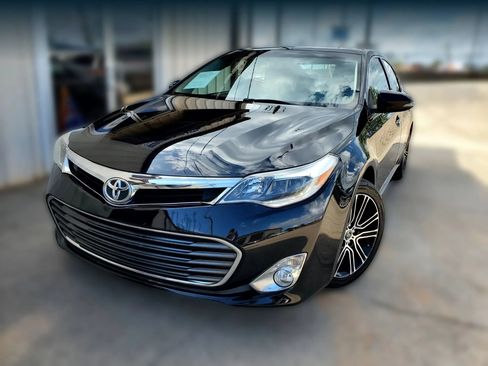 Used 2015 Toyota Avalon XLE Touring Sport Edition FWD image 3