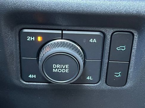 Used 2025 Ford Expedition Max Platinum image 22