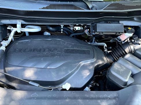 Used 2025 Honda Ridgeline Sport image 22