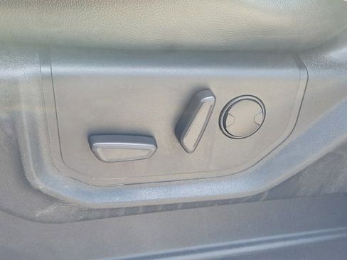 Used 2019 Ford F150 Lariat RWD image 22