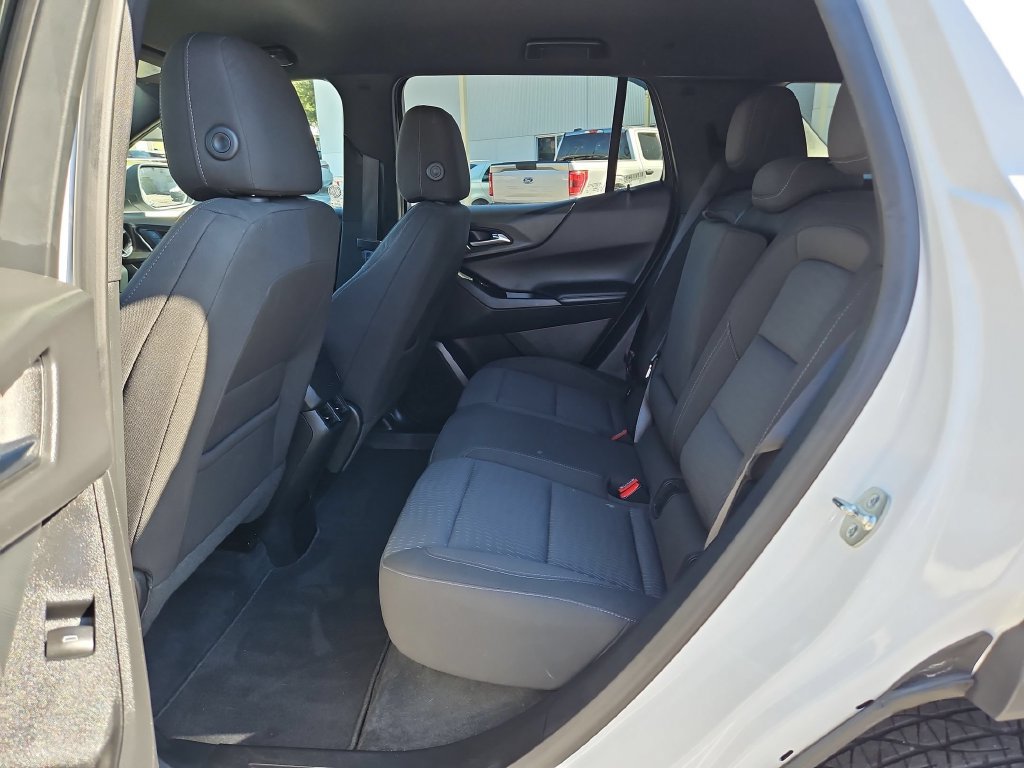 Used 2026 Chevrolet Equinox LT FWD image 26