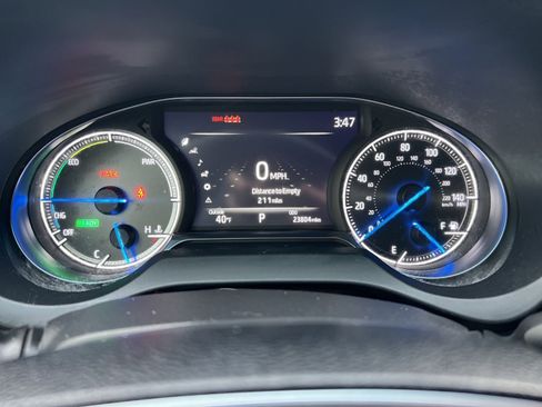 Used 2022 Toyota Venza XLE image 17