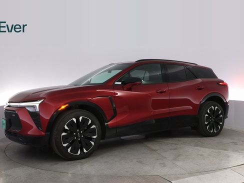 Used 2024 Chevrolet Blazer EV RS image 15
