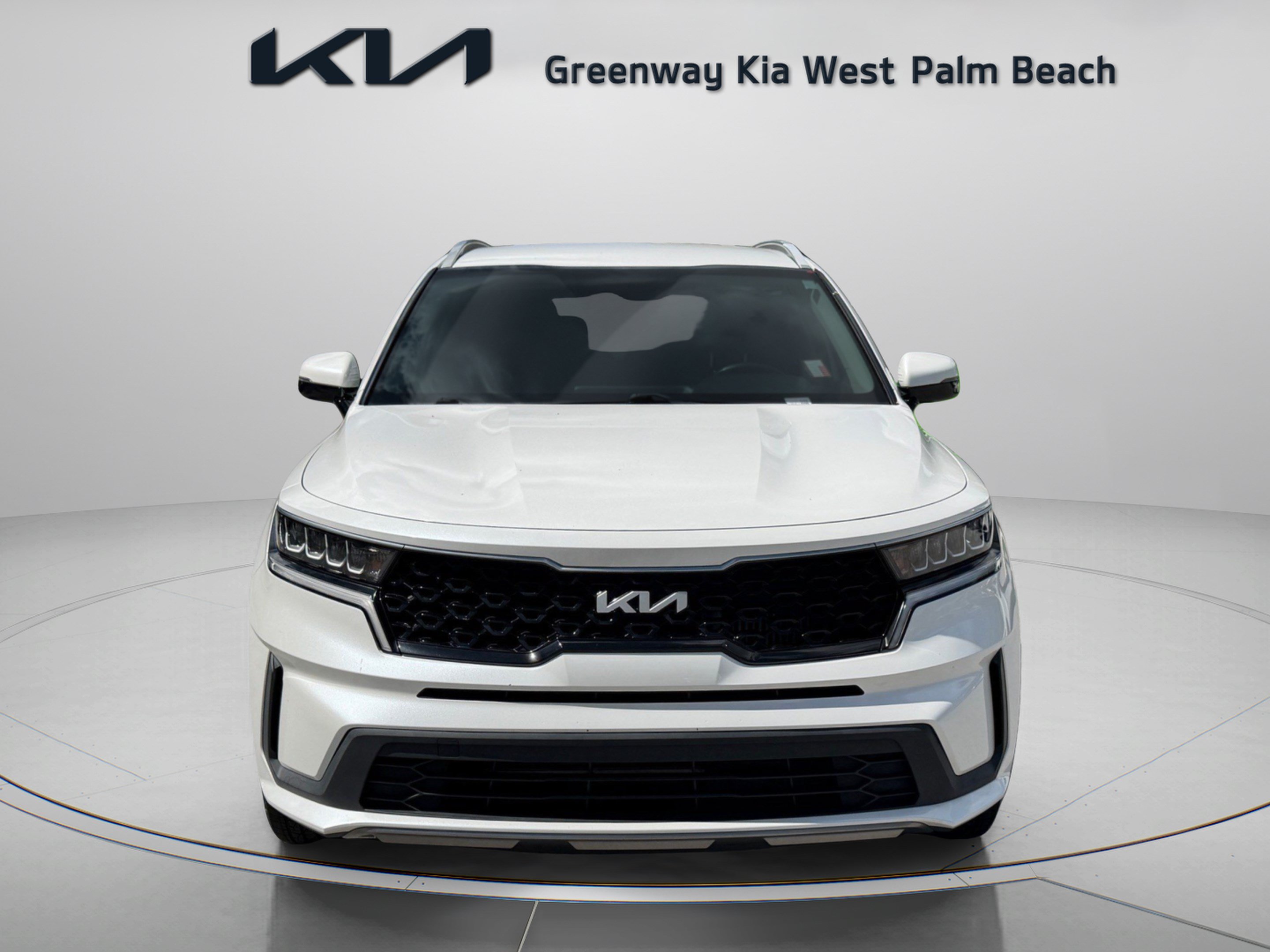 Used 2022 Kia Sorento S FWD image 2