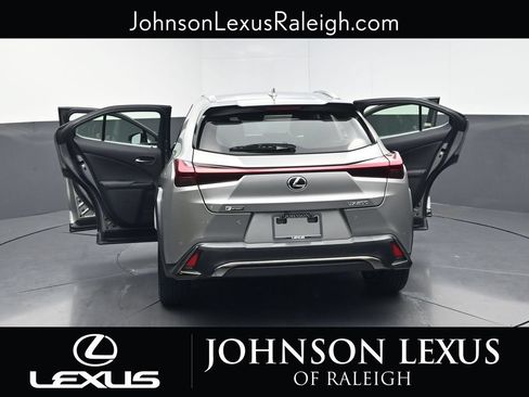 Used 2019 Lexus UX 200 F Sport w/ F Sport Premium Package FWD image 35