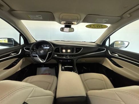 Used 2023 Buick Enclave Essence AWD/4WD image 25