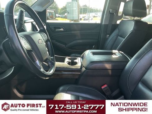 Used 2019 Chevrolet Suburban LT AWD/4WD image 8