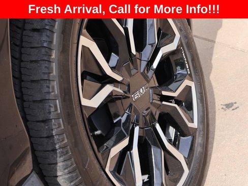 Used 2025 GMC Sierra EV Denali AWD/4WD image 35