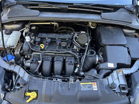 Used 2014 Ford Focus Titanium image 28