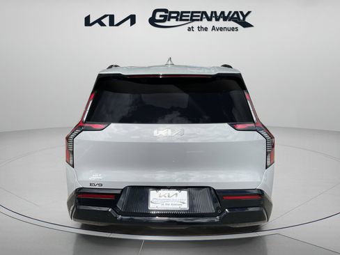 New 2026 Kia EV9 Land w/ Nightfall Edition Package image 3