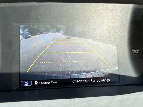 Used 2016 Honda Odyssey Touring Elite image 23