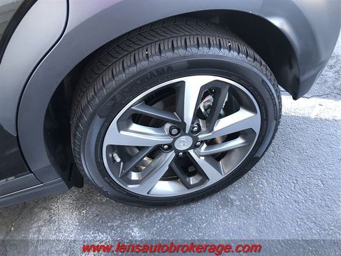 Used 2021 Hyundai Kona Ultimate AWD/4WD image 27