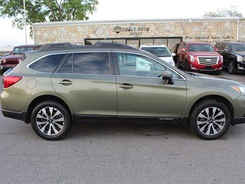 Used 2016 Subaru Outback 2.5i Limited w/ Popular Package #4 image 8