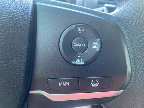 Used 2018 Honda Odyssey EX image 14