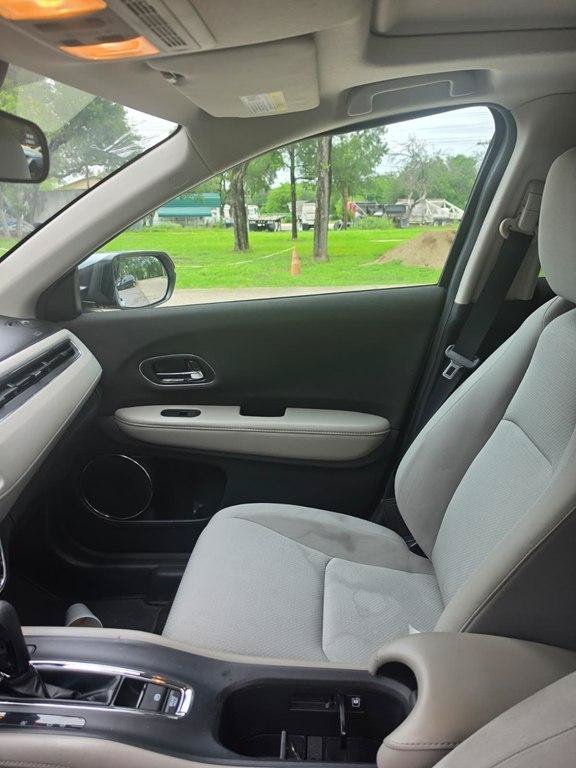 Used 2019 Honda HR-V EX image 11