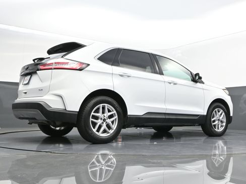 Used 2023 Ford Edge SEL image 36