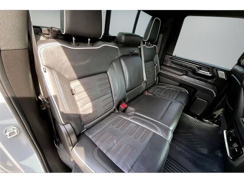 Used 2024 GMC Sierra 2500 AT4X w/ AT4X AEV Edition AWD/4WD image 22