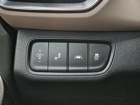 Used 2019 Hyundai Santa Fe SEL w/ Cargo Package FWD image 16