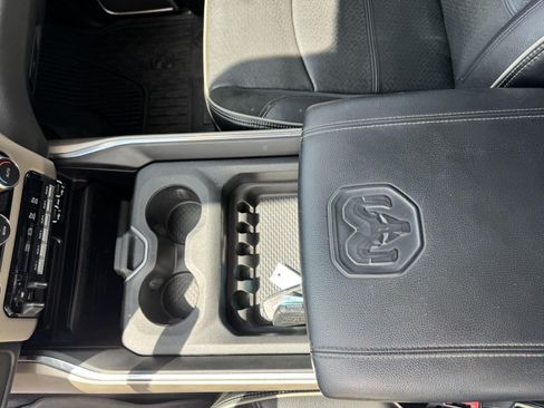 Used 2021 RAM 2500 Laramie AWD/4WD image 25