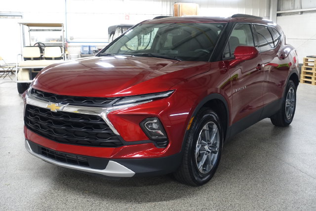 Used 2024 Chevrolet Blazer LT w/ Convenience Package FWD image 3