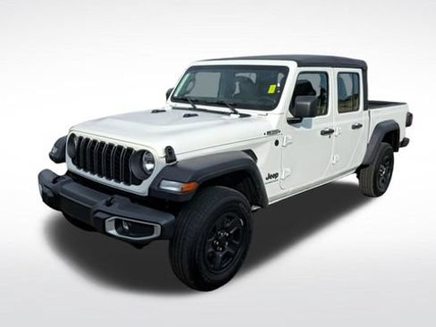 Used 2026 Jeep Gladiator Sport AWD/4WD image 1