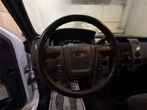 Used 2011 Ford F150 XLT w/ XLT Chrome Pkg image 14