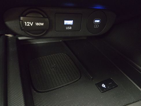 Used 2025 Hyundai Elantra Sport FWD image 27
