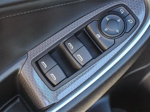 Used 2020 Chevrolet Malibu LT w/ Leather Package image 28