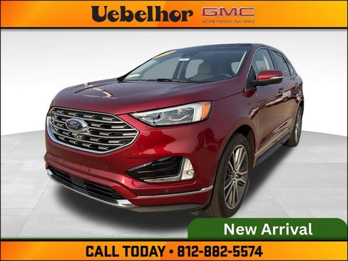 Used 2019 Ford Edge Titanium w/ Equipment Group 301A FWD image 15