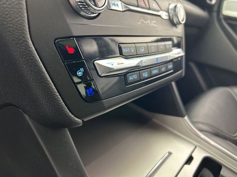 Used 2020 Ford Explorer ST image 27