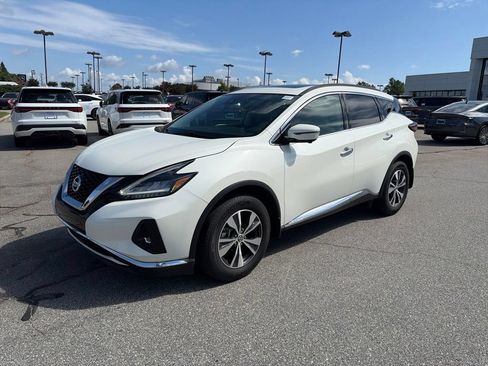 Used 2020 Nissan Murano SV w/ Premium Package AWD/4WD image 1