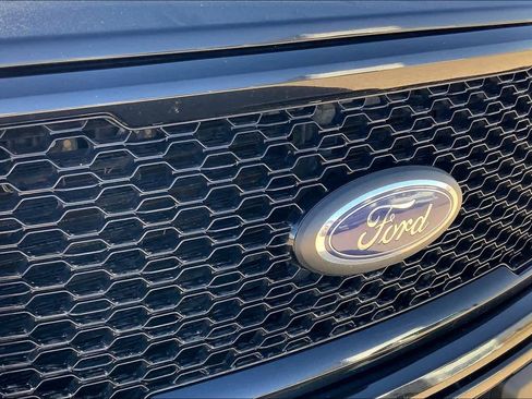 Used 2018 Ford F150 XL w/ Equipment Group 101A Mid image 37