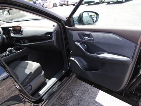 Certified 2023 Nissan Rogue SV AWD/4WD image 31