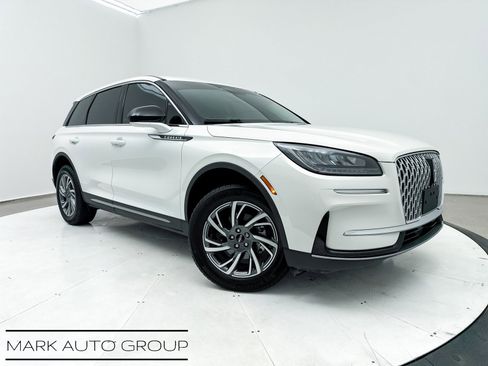 Used 2024 Lincoln Corsair FWD image 1