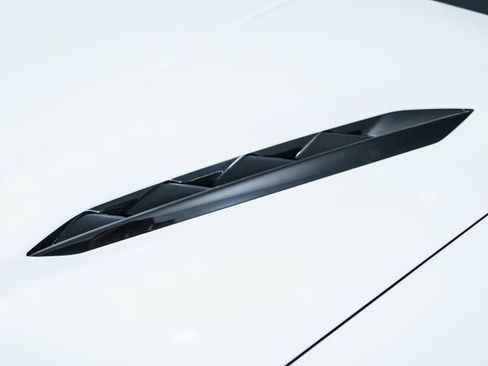 Used 2024 Lamborghini Urus S AWD/4WD image 16