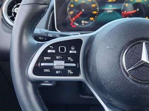Used 2020 Mercedes-Benz GLB 250 4MATIC image 42