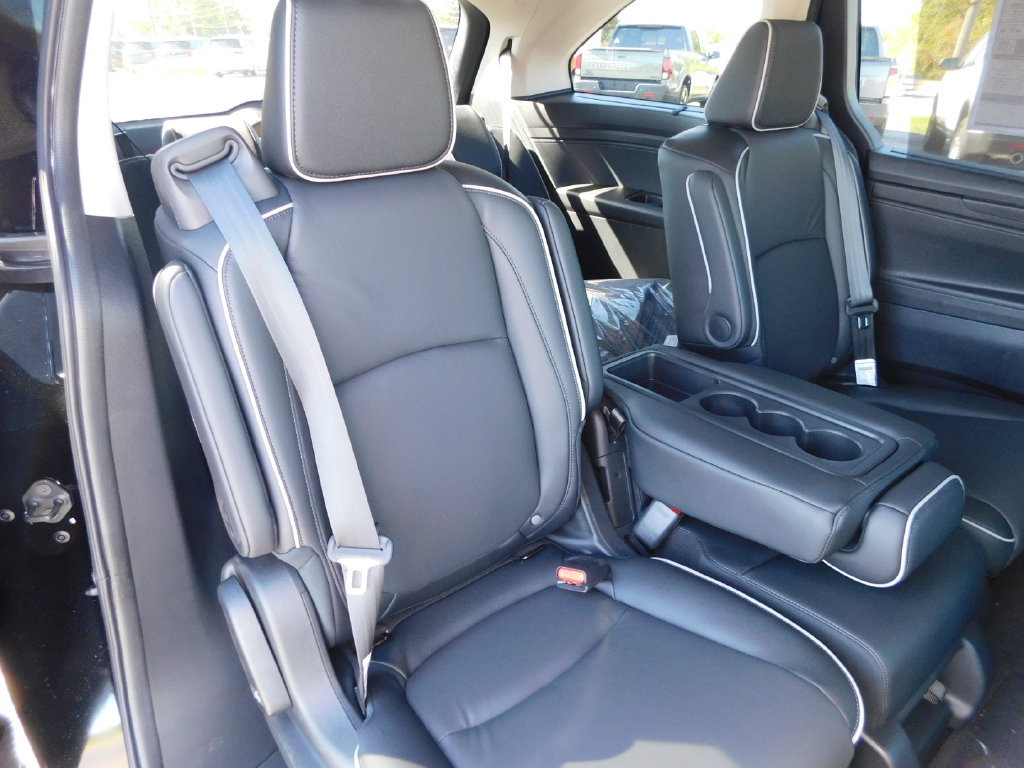 New 2027 Honda Odyssey Touring image 23