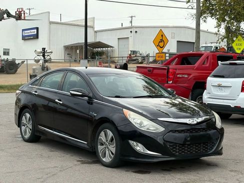 Used 2013 Hyundai Sonata Limited FWD image 9