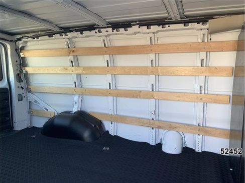 Used 2024 GMC Savana 2500 w/ Driver Convenience Package image 12