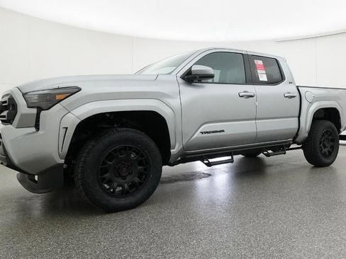 New 2026 Toyota Tacoma SR5 image 17