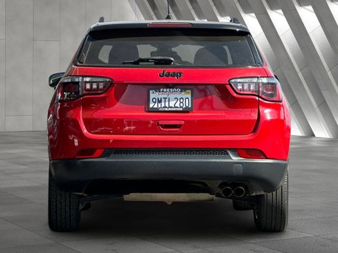 Used 2021 Jeep Compass Latitude image 5