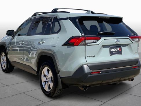 Used 2021 Toyota RAV4 XLE w/ Convenience Package image 11